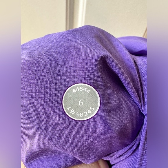 Lululemon Om Pant - Picture 5 of 10